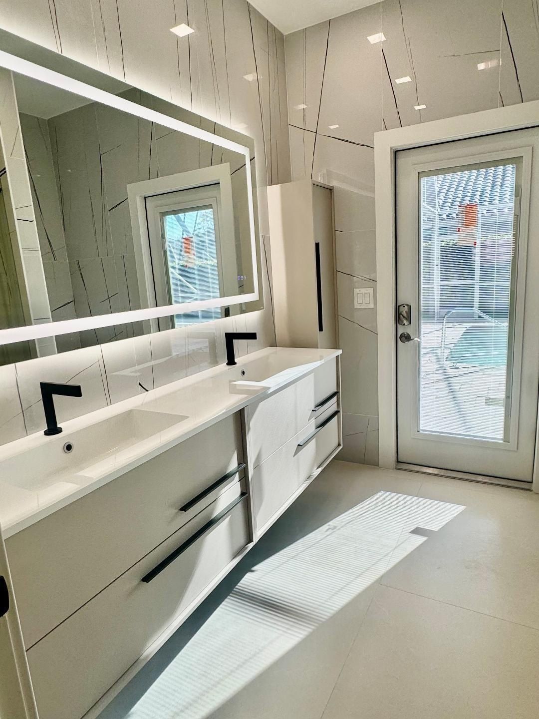 7686 La Corniche Circle. Boca Raton, FL 33433