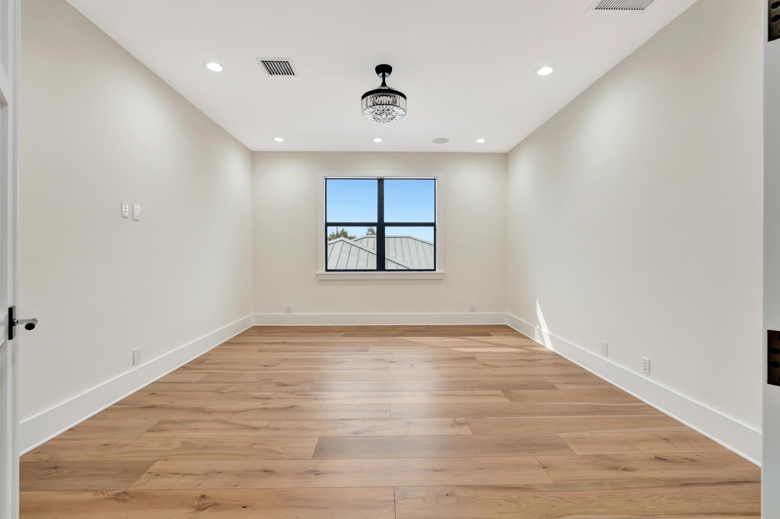 245 Alhambra Place. West Palm Beach, FL 33405