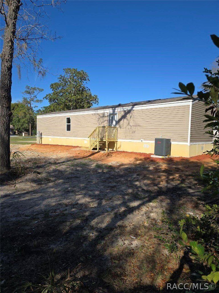 7098 W Homosassa Trail. Homosassa, FL 34448