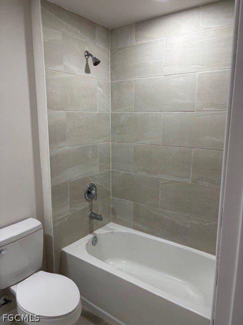 4100 Sw 7Th Place. Cape Coral, FL 33914