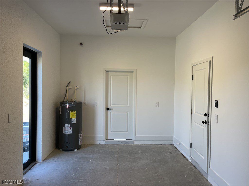 761 Roma Avenue S. Lehigh Acres, FL 33974