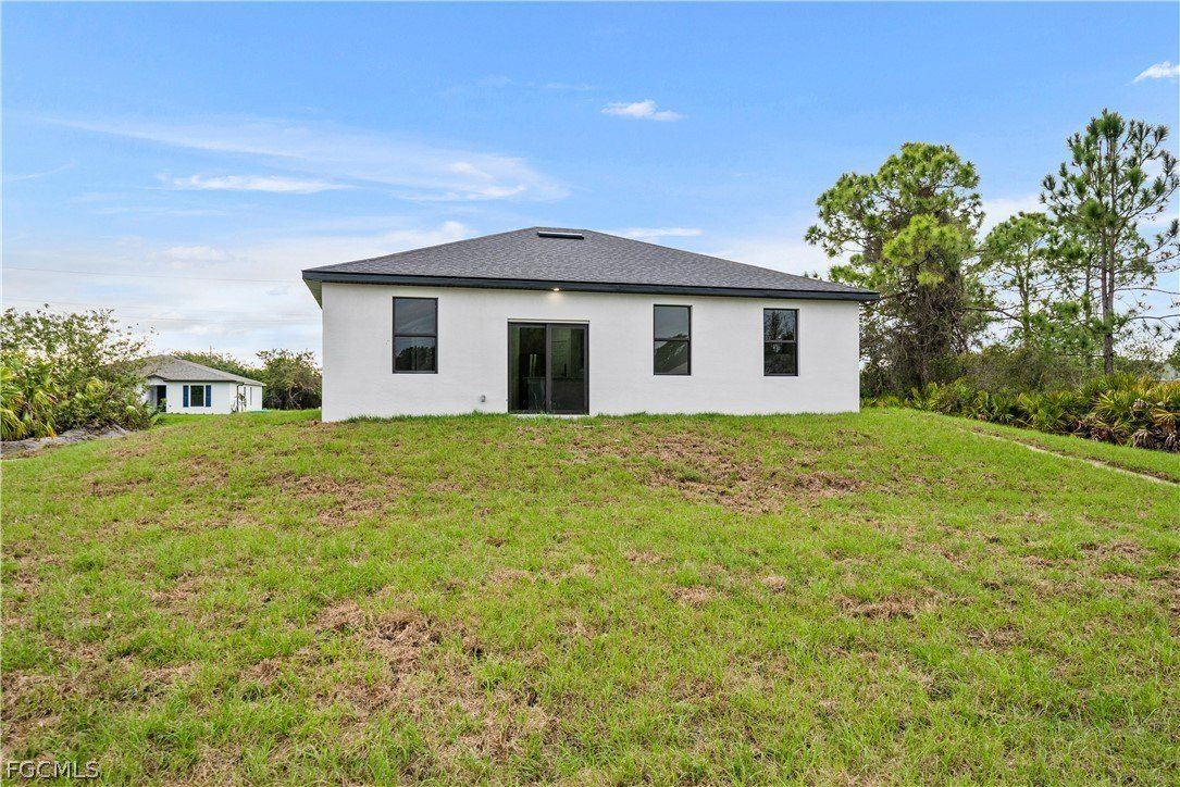 6002 Olive Avenue N. Lehigh Acres, FL 33971