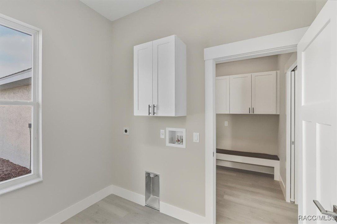 1464 N Hambletonian Drive. Hernando, FL 34442