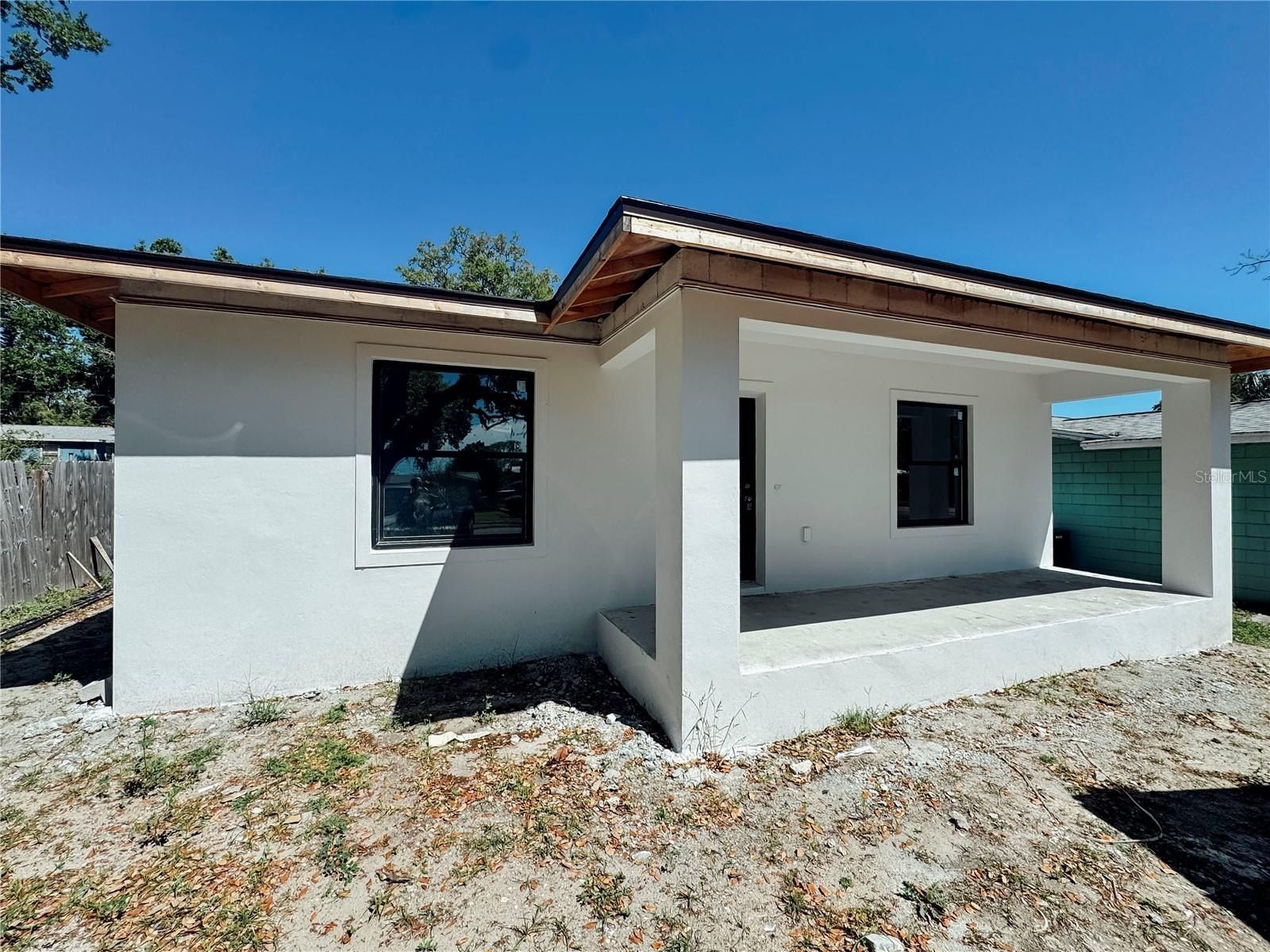 23272329 26Th Avenue S. St Petersburg, FL 33712