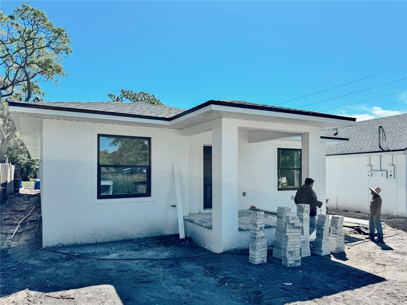 25512553 21St Street S. St Petersburg, FL 33712