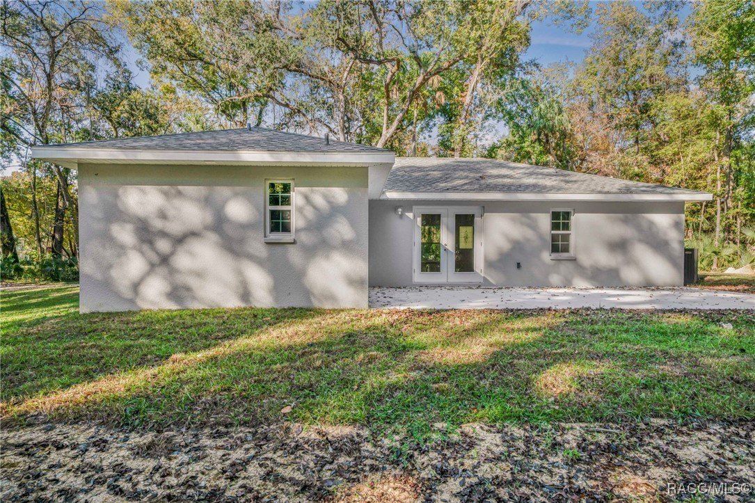 21 River Trail Drive. Inglis, FL 34449