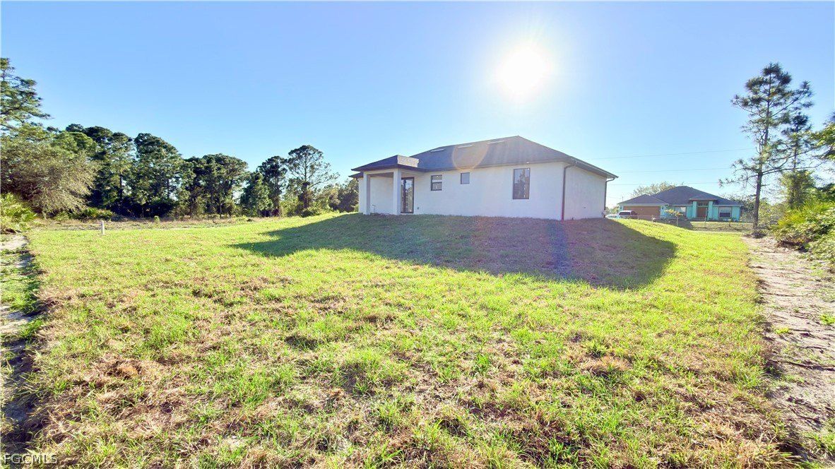 1243 Buell Avenue. Fort Myers, FL 33913