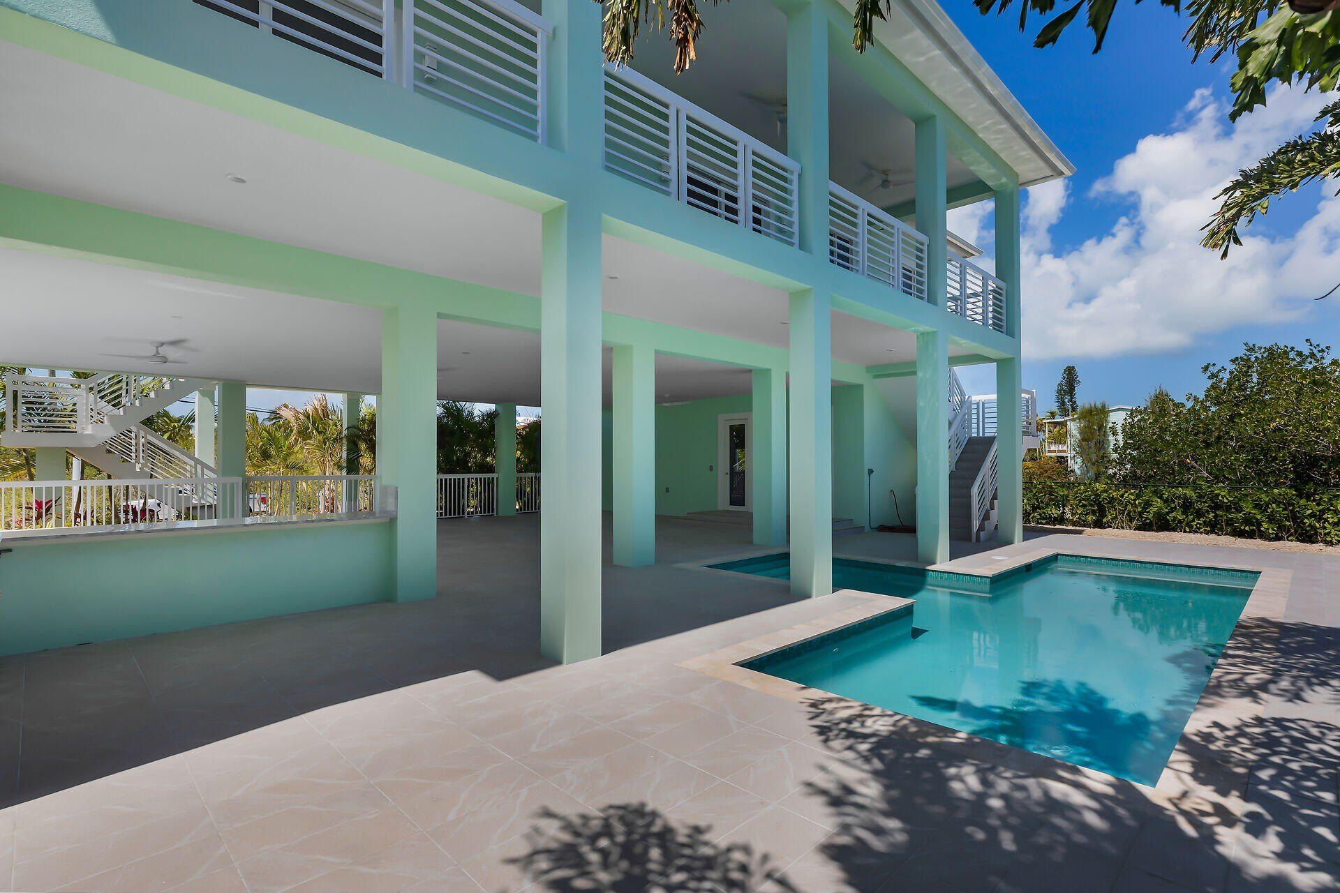 518 Avenida Primiceria. Marathon, FL 33050