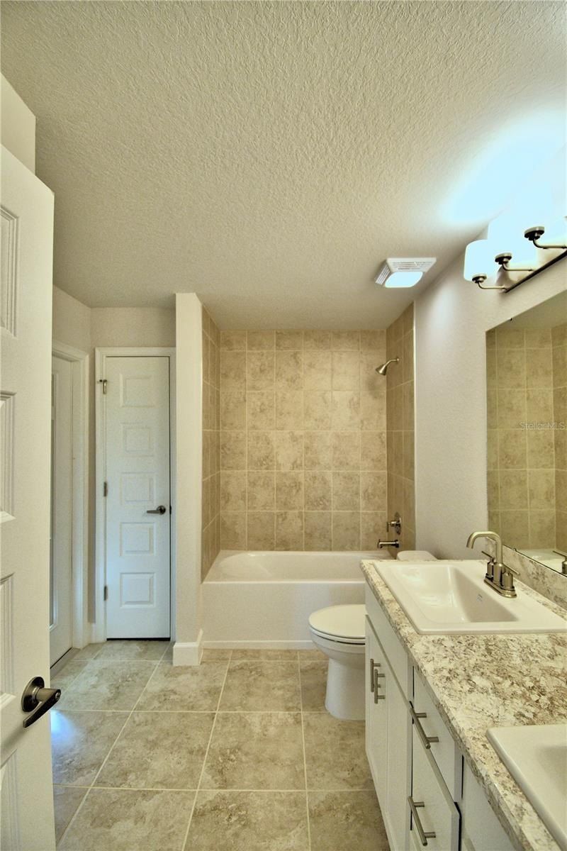 4615 Calamint Lane. Auburndale, FL 33823