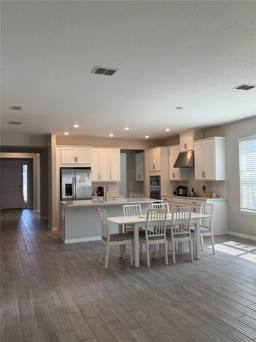 3818 Rose Mallow Drive. Kissimmee, FL 34746