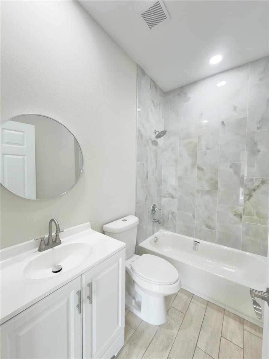 741 S Lee Avenue. Orlando, FL 32805