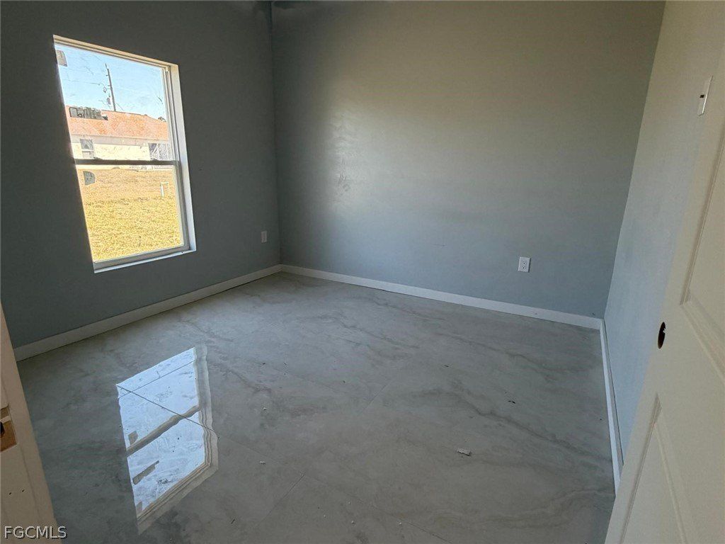 484 Westdale Avenue. Lehigh Acres, FL 33972