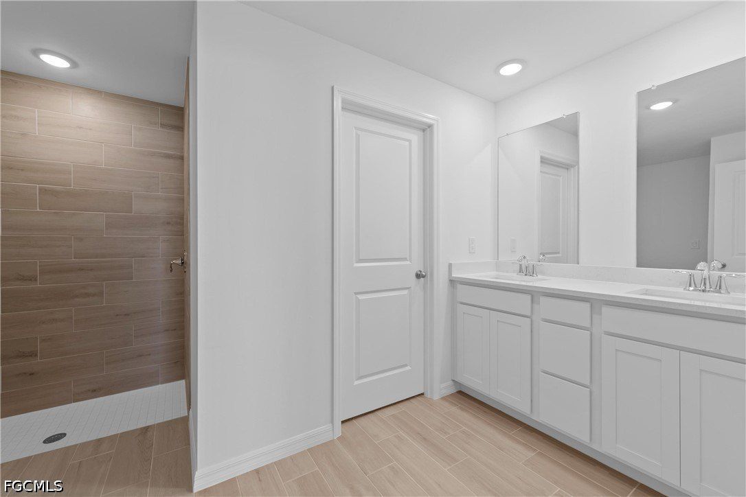 2736 Ne 6Th Place. Cape Coral, FL 33909