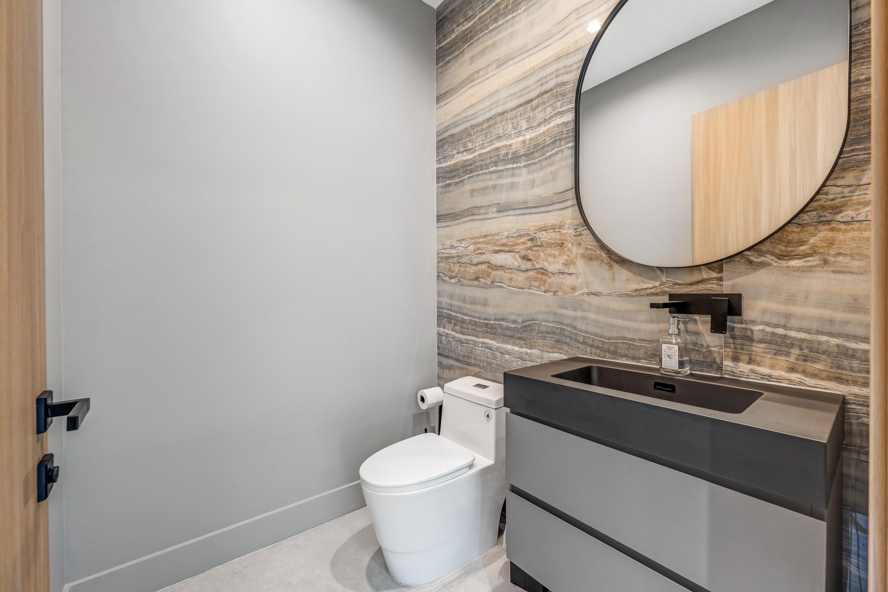 1000 Sw 93Rd Avenue. Plantation, FL 33324