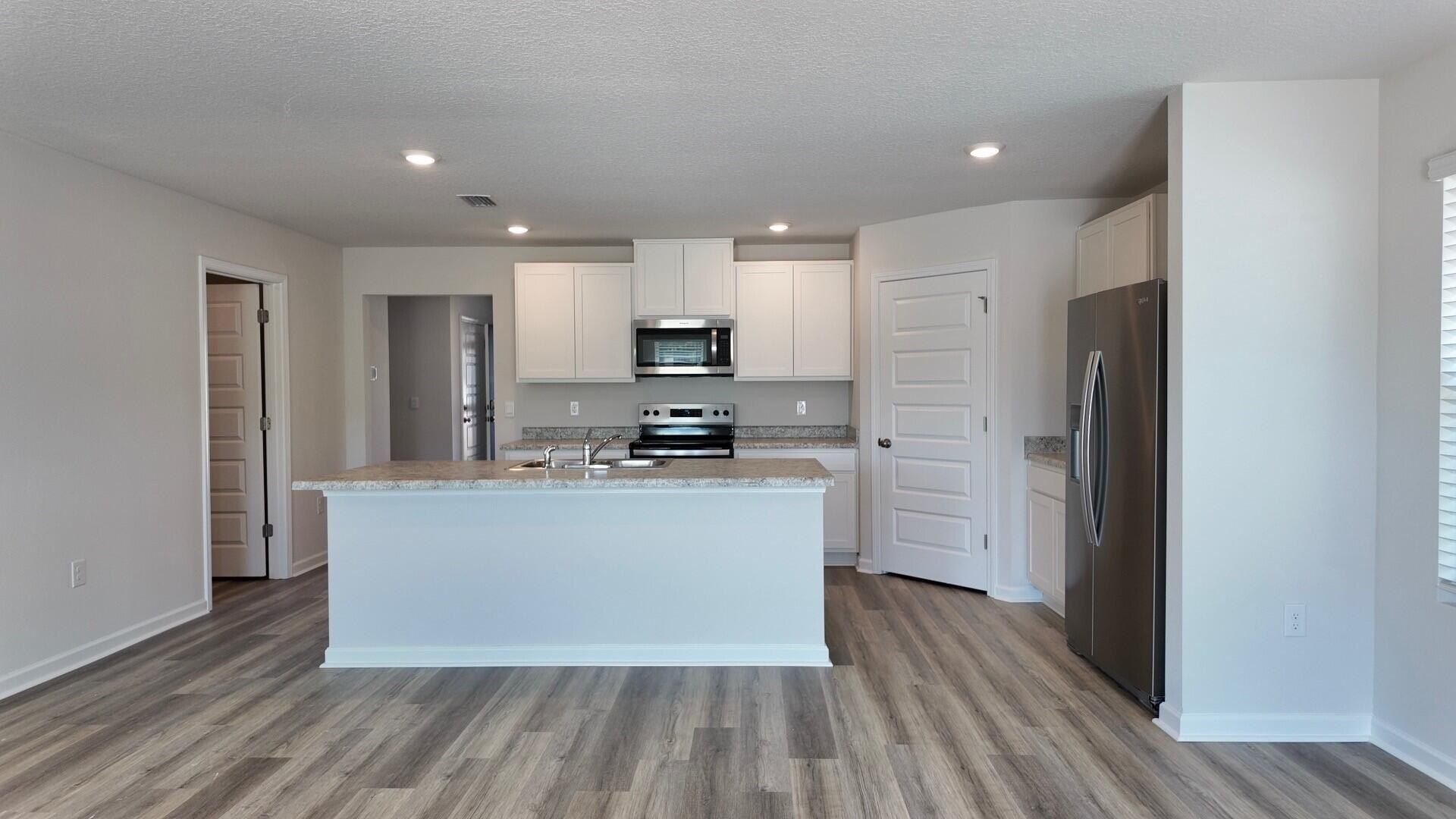 6516 Firefly Drive. Milton, FL 32583