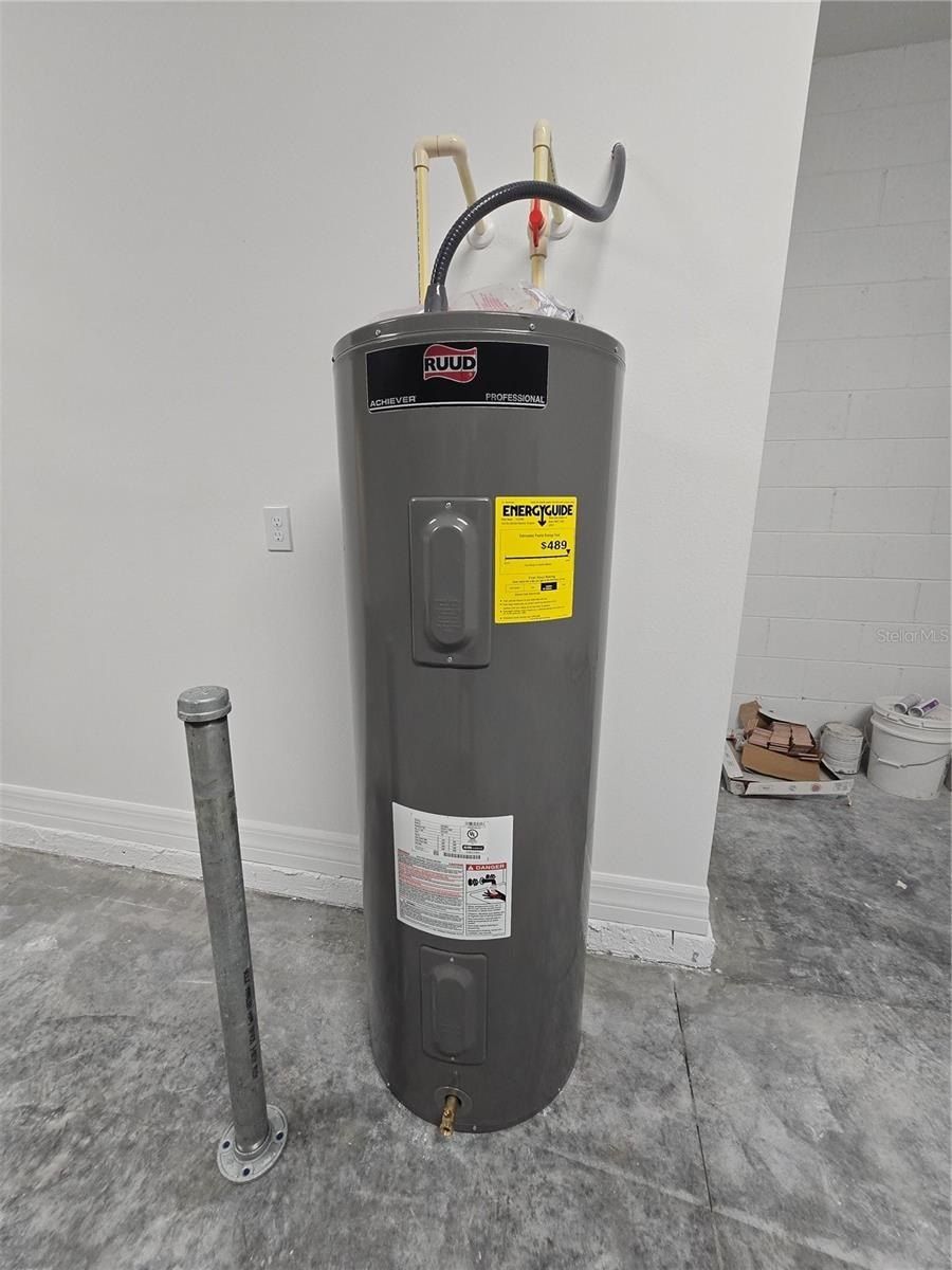 87 Vinca Street. Homosassa, FL 34446