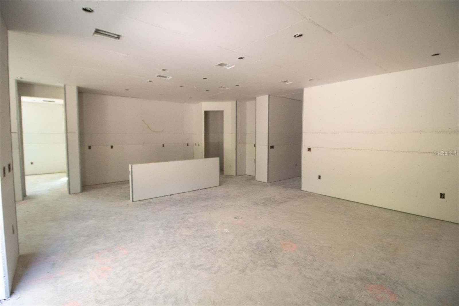 4400 N Deckwood Drive. Beverly Hills, FL 34465