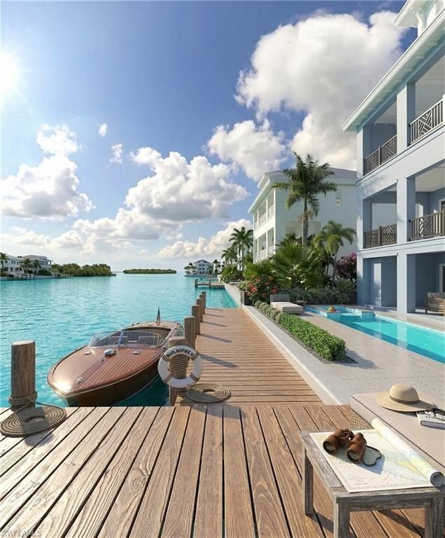 31 Pelican St W. Naples, FL 34113