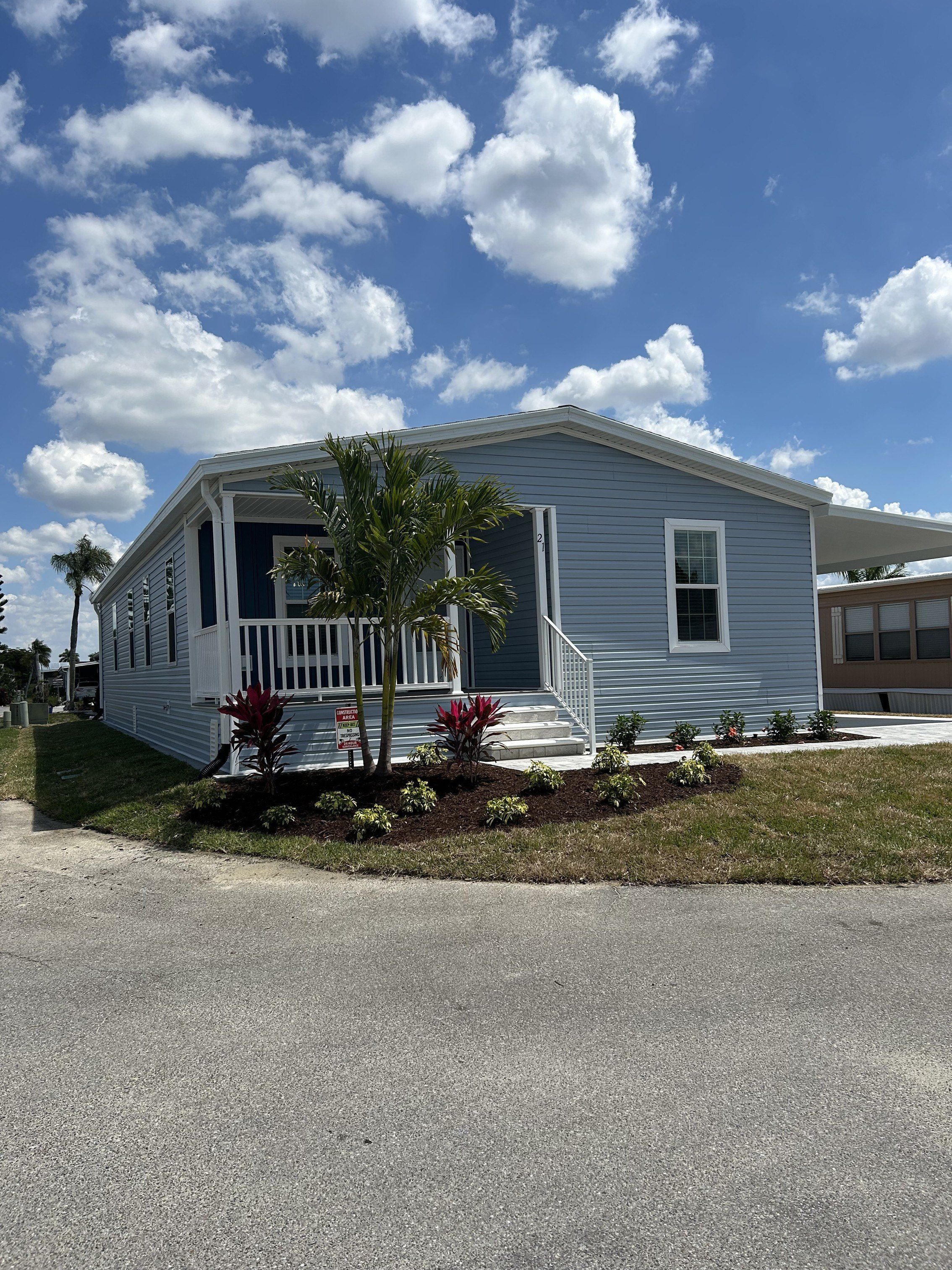 21 Hanna Court. Fort Myers, FL 33908