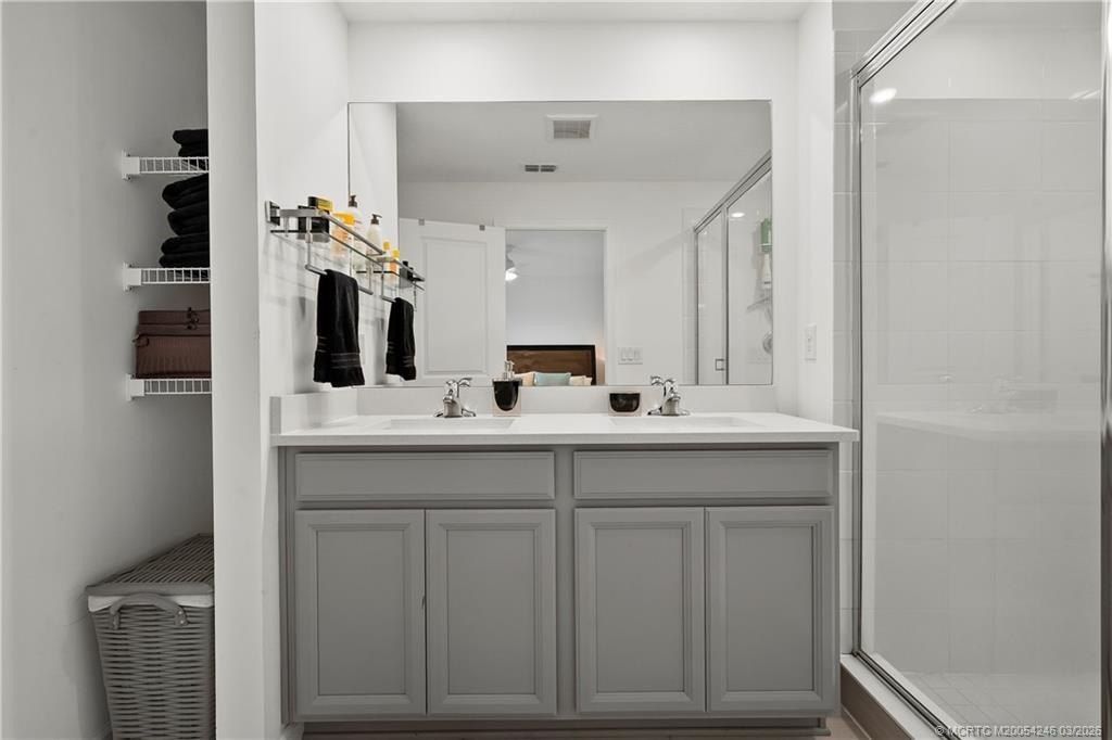 380 Se Sea Hunt Way. Stuart, FL 34994