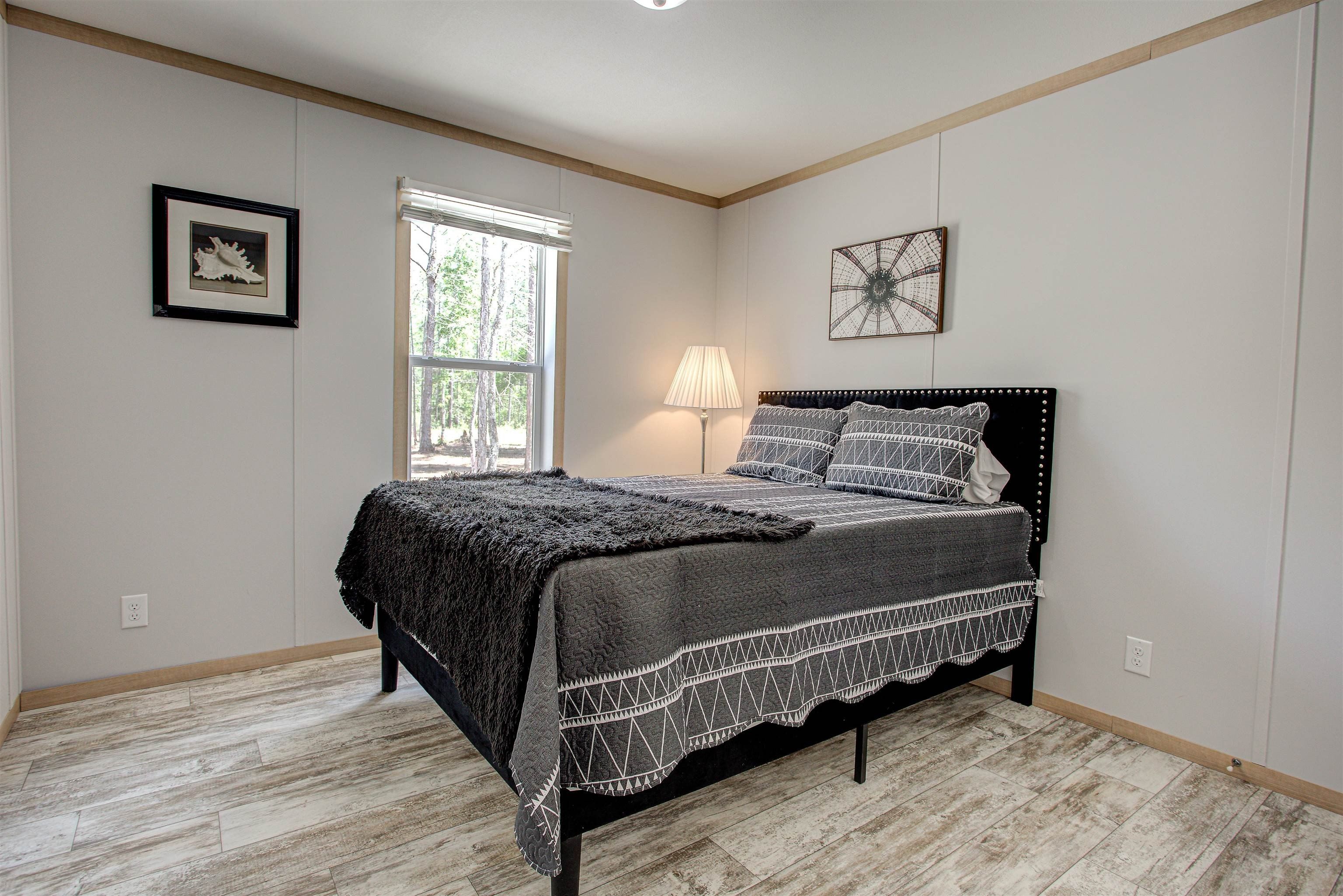 10445 Gregory Ave. Hastings, FL 32145