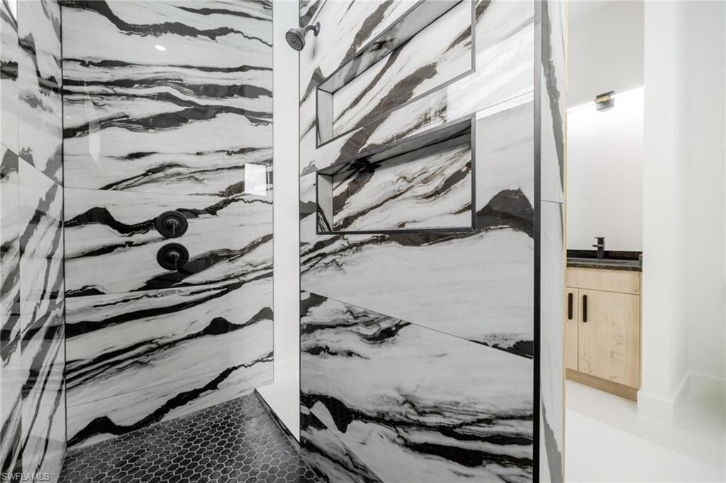 821 Frederick Reid St E Lot 8. Lehigh Acres, FL 33974