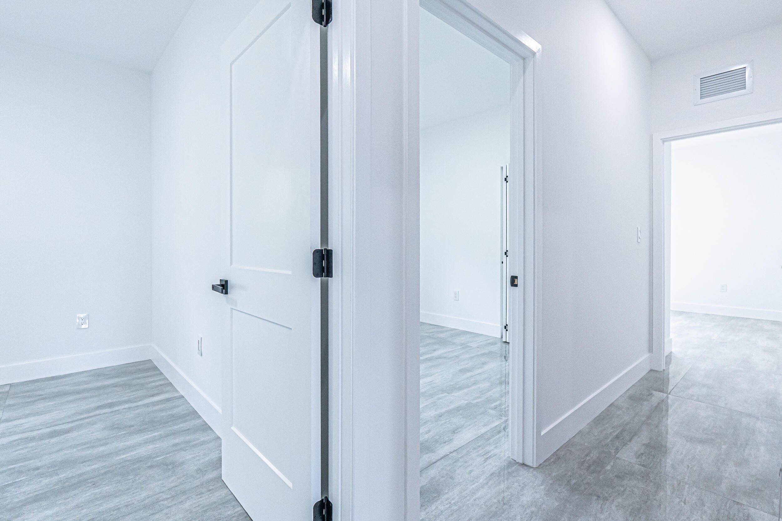 2725 Nw 7Th Street. Fort Lauderdale, FL 33311