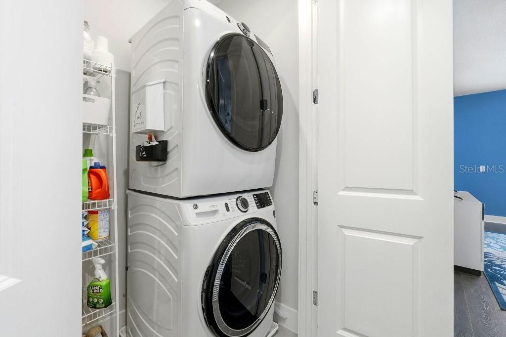 6955 Higgs Alley. Orlando, FL 32827