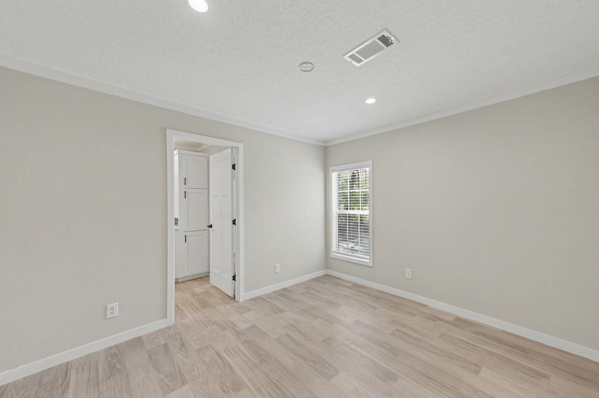 44 James Court. Defuniak Springs, FL 32433