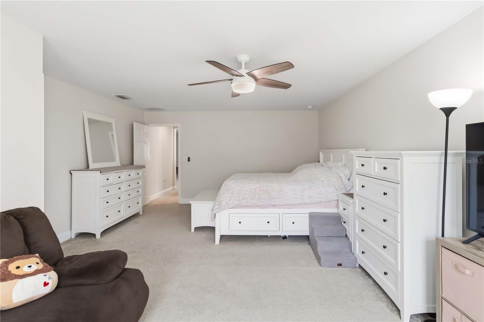 14806 Summer Branch Drive. Lithia, FL 33547