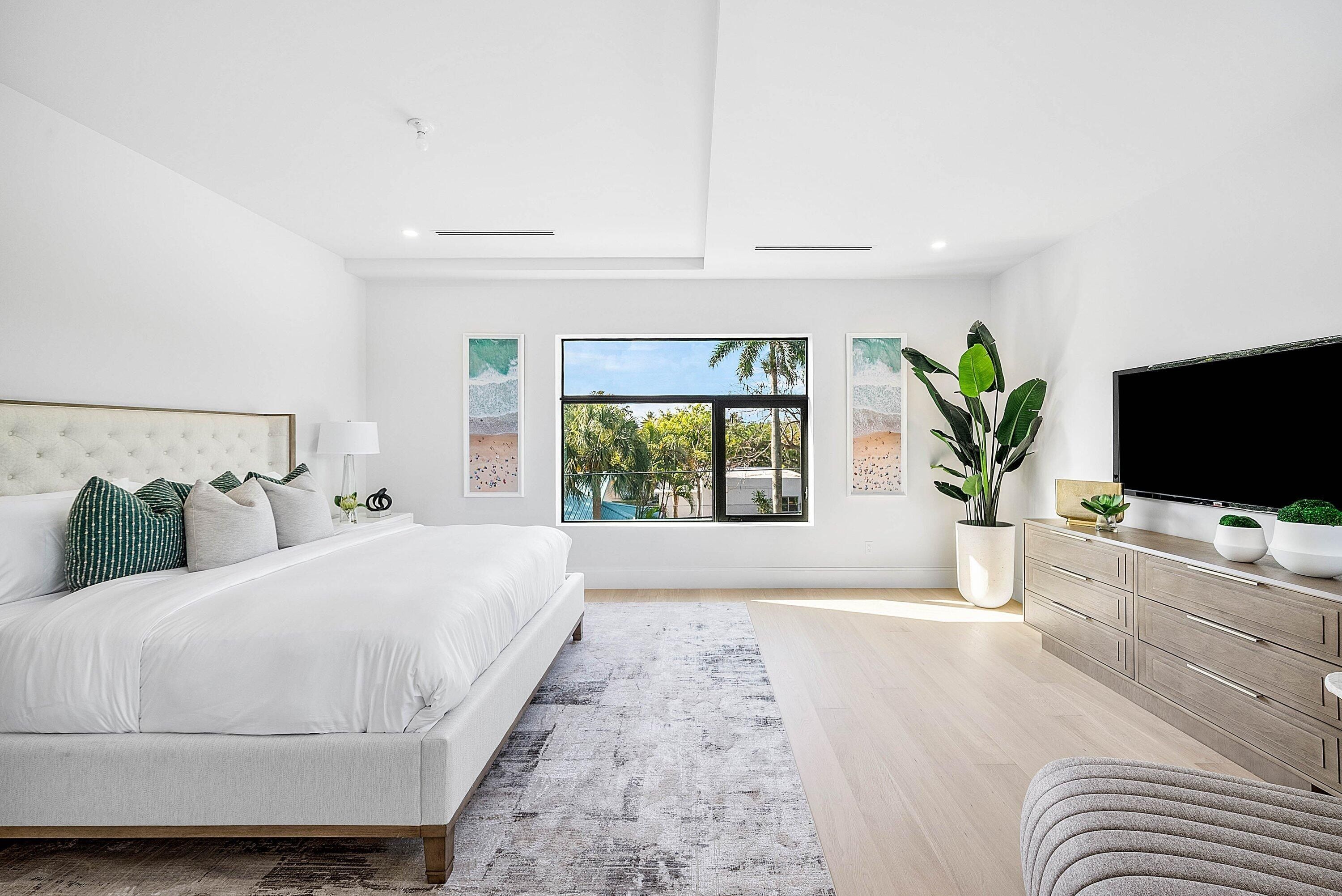 222 Se 5Th Street. Delray Beach, FL 33483