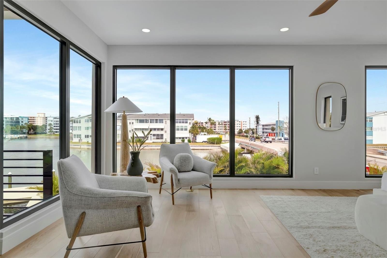 7176 S Shore Drive S. St Petersburg, FL 33707