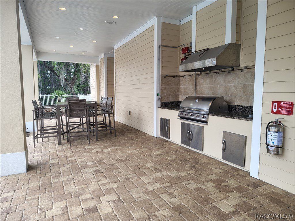 223 Bittern Loop Unit Th 46. Inverness, FL 34453