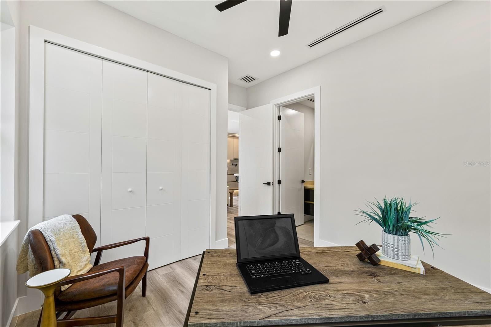 3104 W Pine Street. Tampa, FL 33607