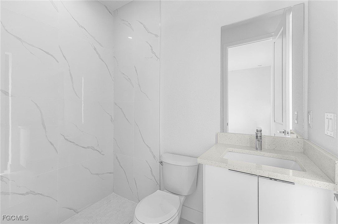 4202 Nw 33Rd Street. Cape Coral, FL 33993