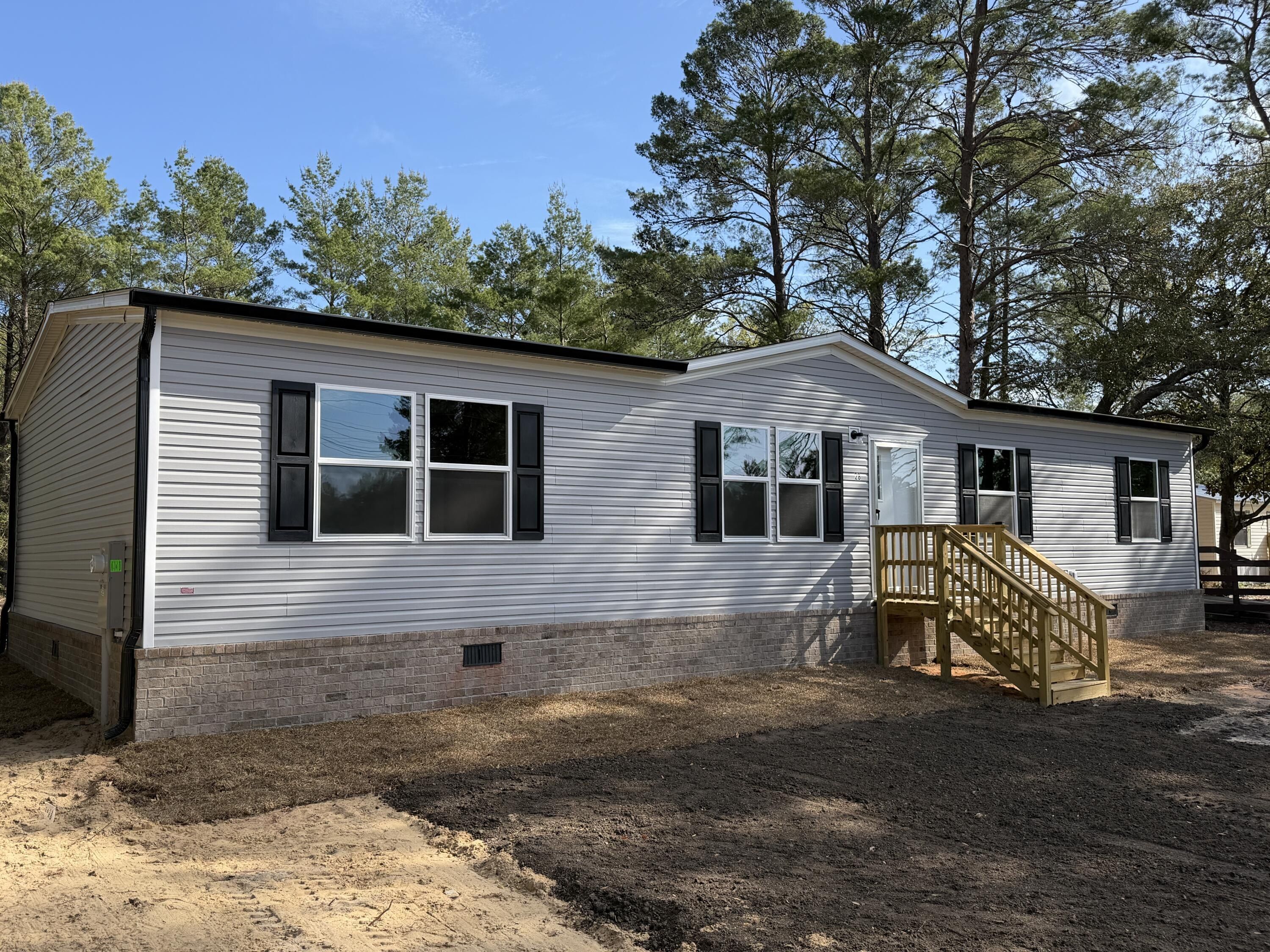 28 W White Rose Street. Defuniak Springs, FL 32433