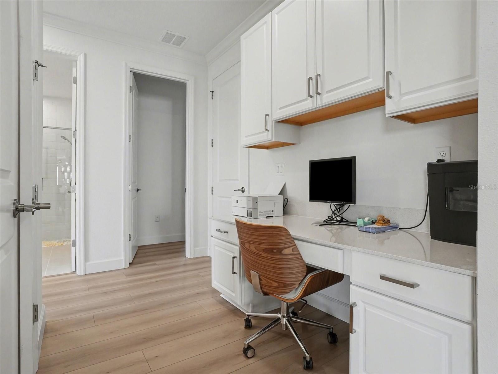 2612 Ravencliffe Terrace. Oviedo, FL 32765