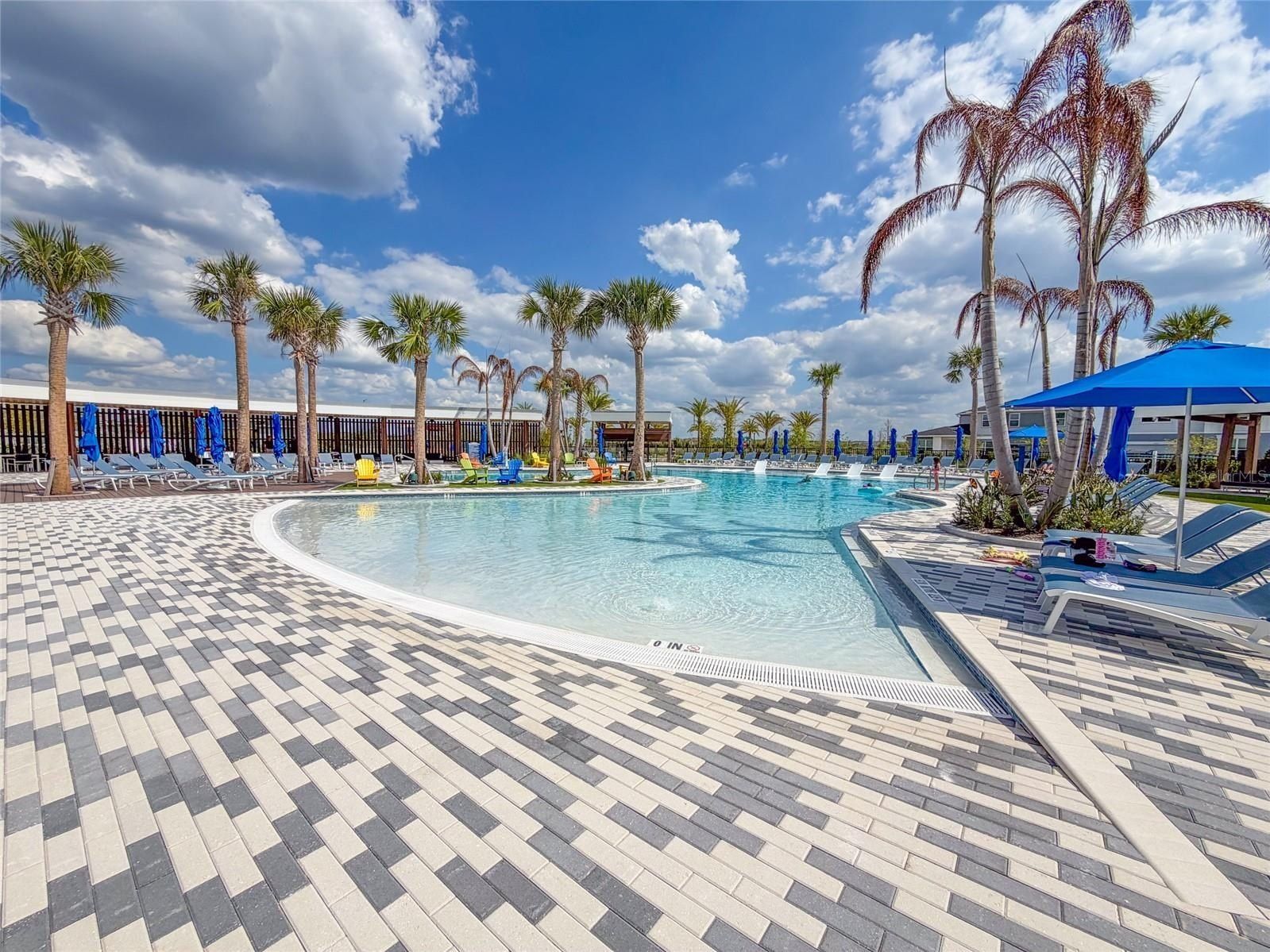 10537 Glowing Beacon Street. Orlando, FL 32829