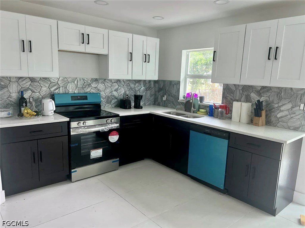 510512 Hancock Bridge Parkway. Cape Coral, FL 33990