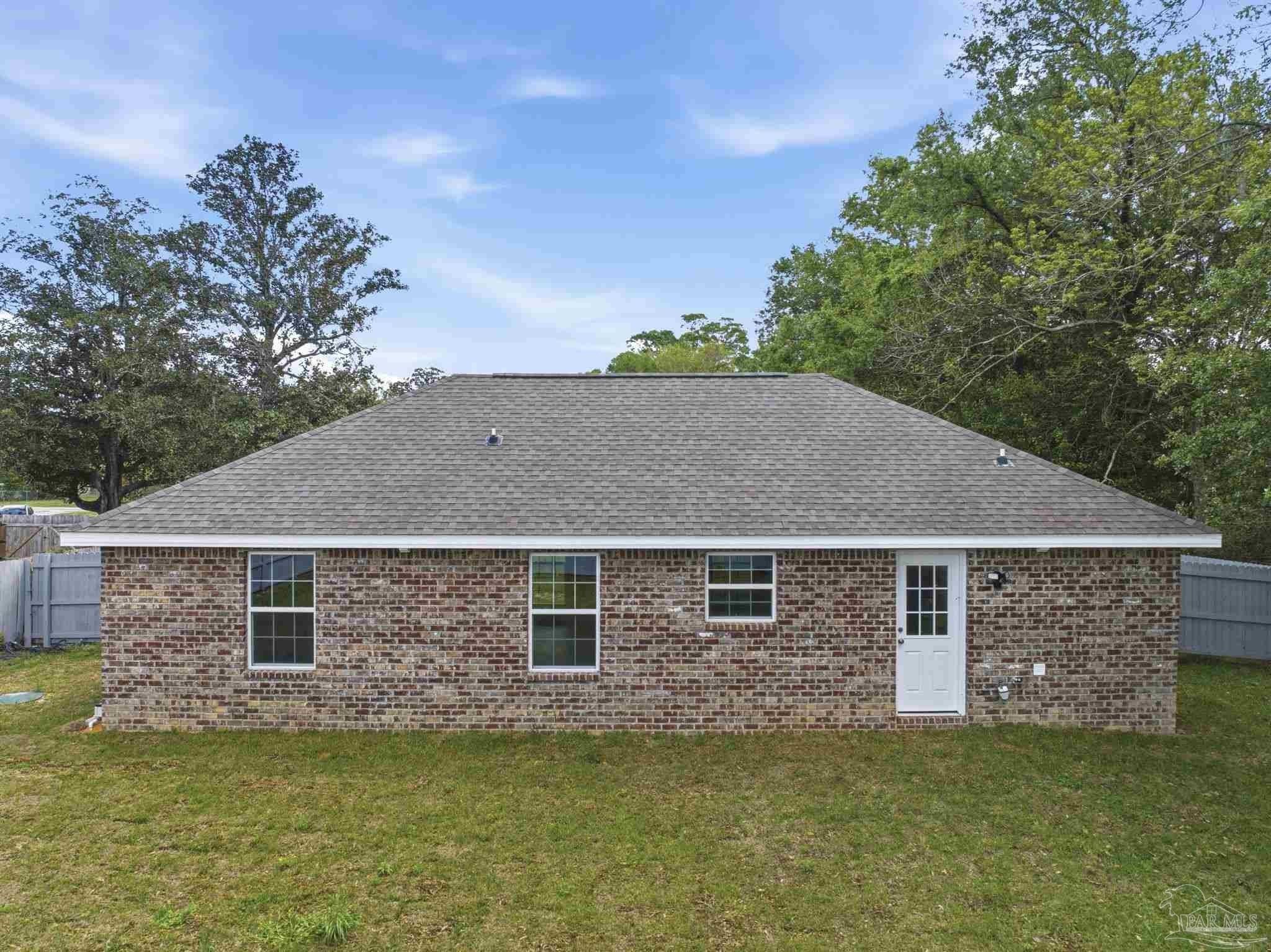 8055 El Estrecho Dr. Pensacola, FL 32514