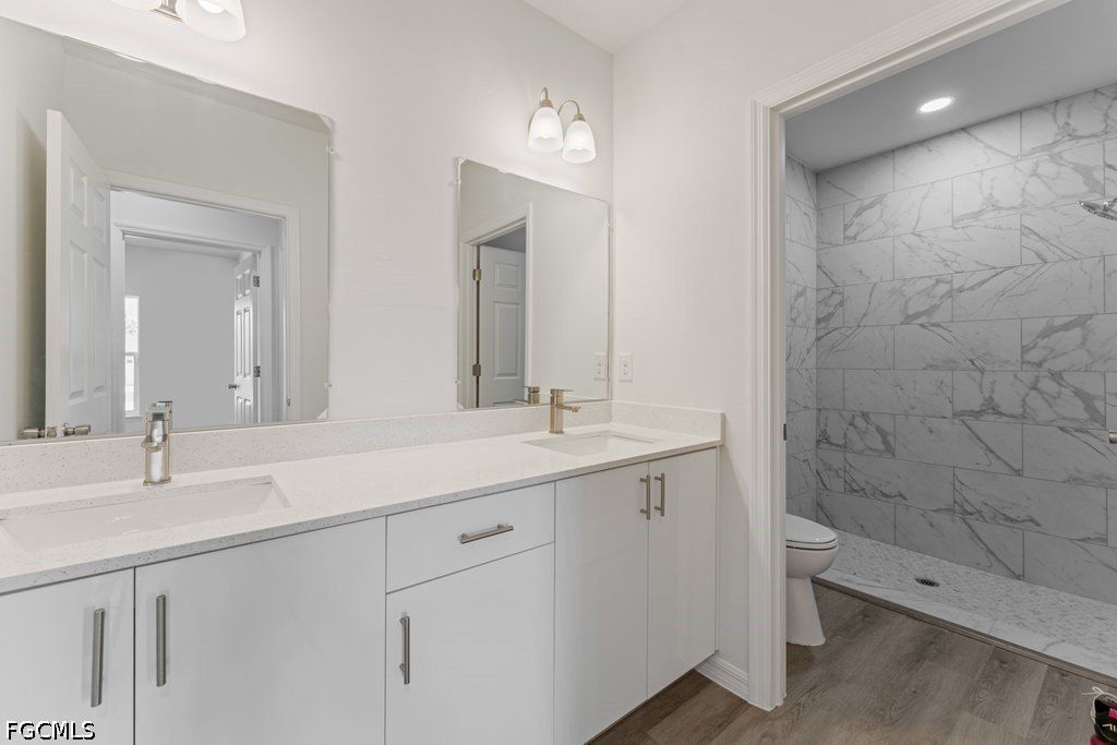 15 Hampton Avenue. Lehigh Acres, FL 33936