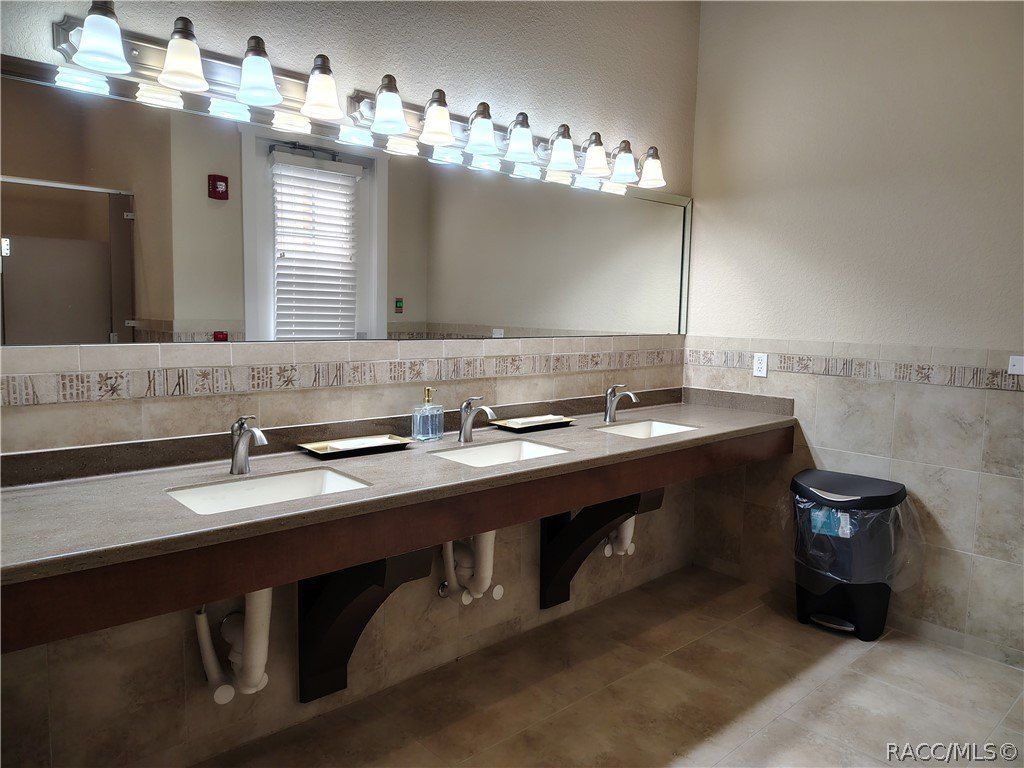 227 Bittern Loop. Inverness, FL 34453