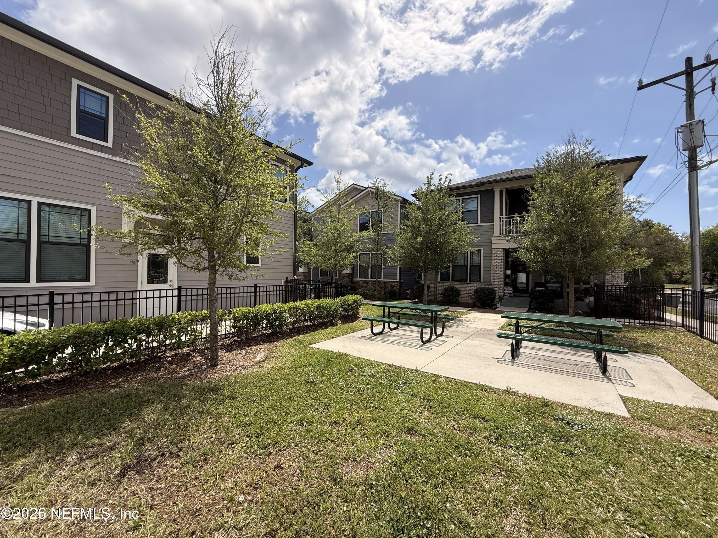 2922 College Street. Jacksonville, FL 32205