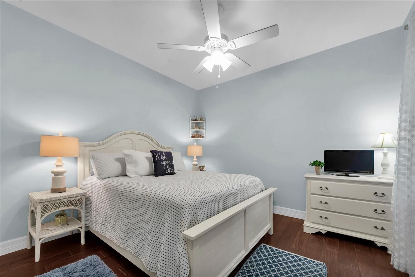 1503 Calle Grand Street. Bradenton, FL 34209