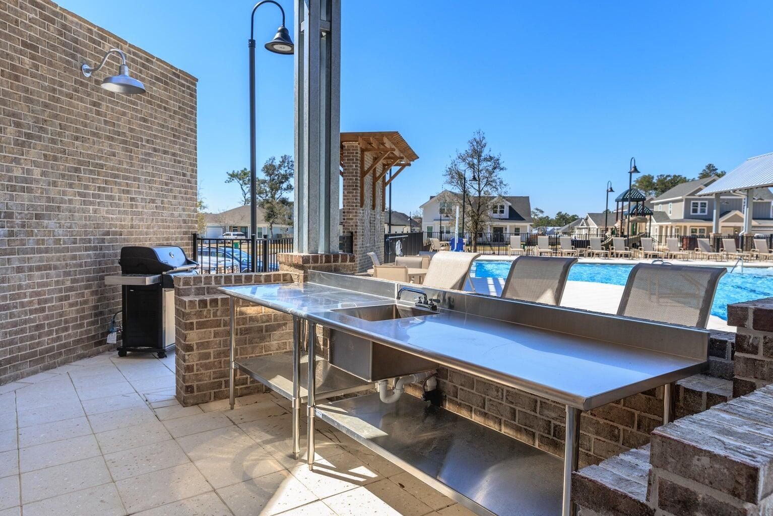 404 Marsh Deer Run. Niceville, FL 32578