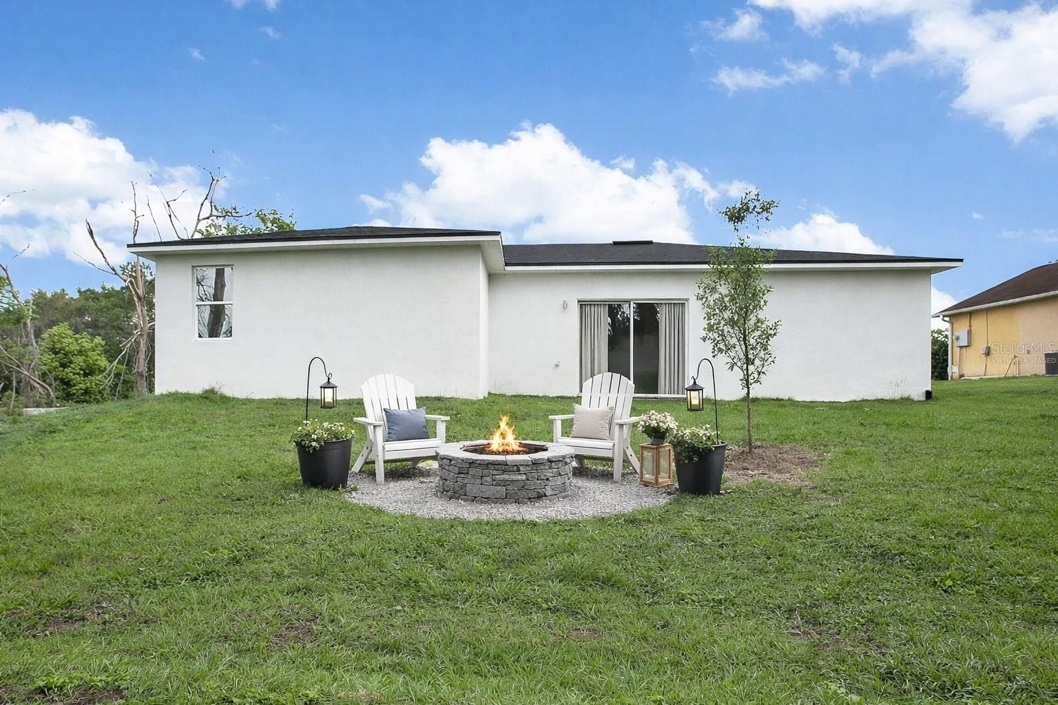 789 N Midland Drive. Deltona, FL 32725