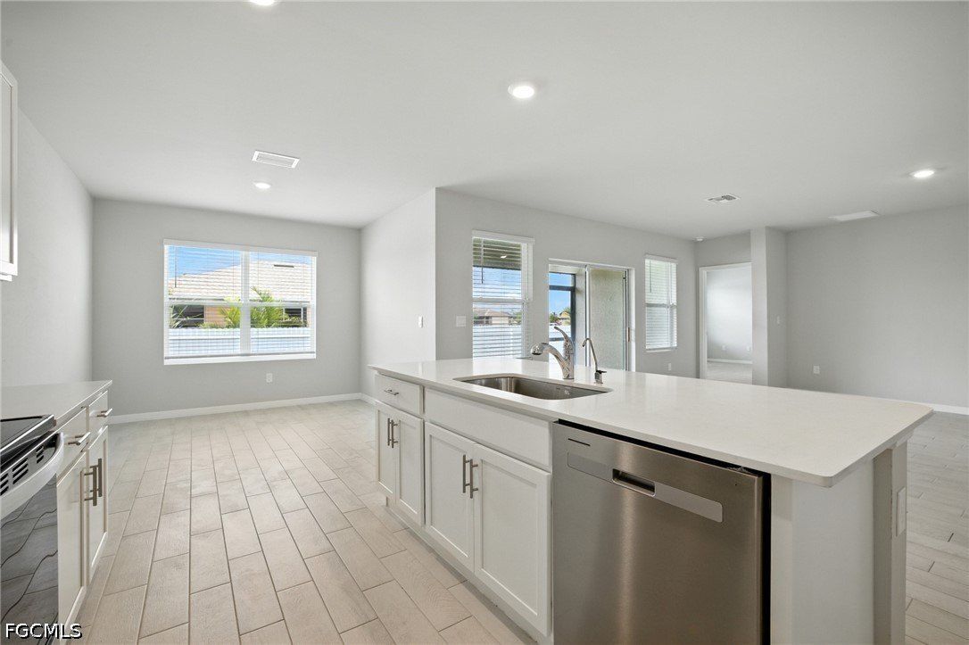 2465 Nw 9Th Street. Cape Coral, FL 33993