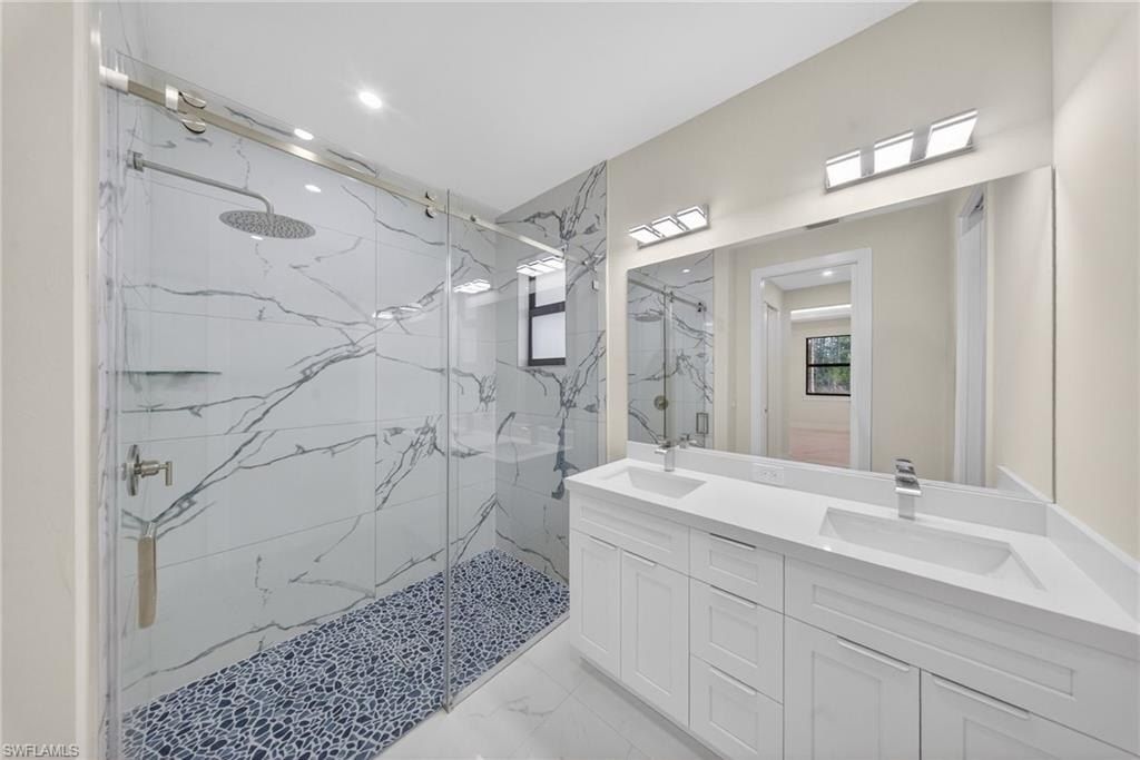 3565 43Rd Ave Ne. Naples, FL 34120