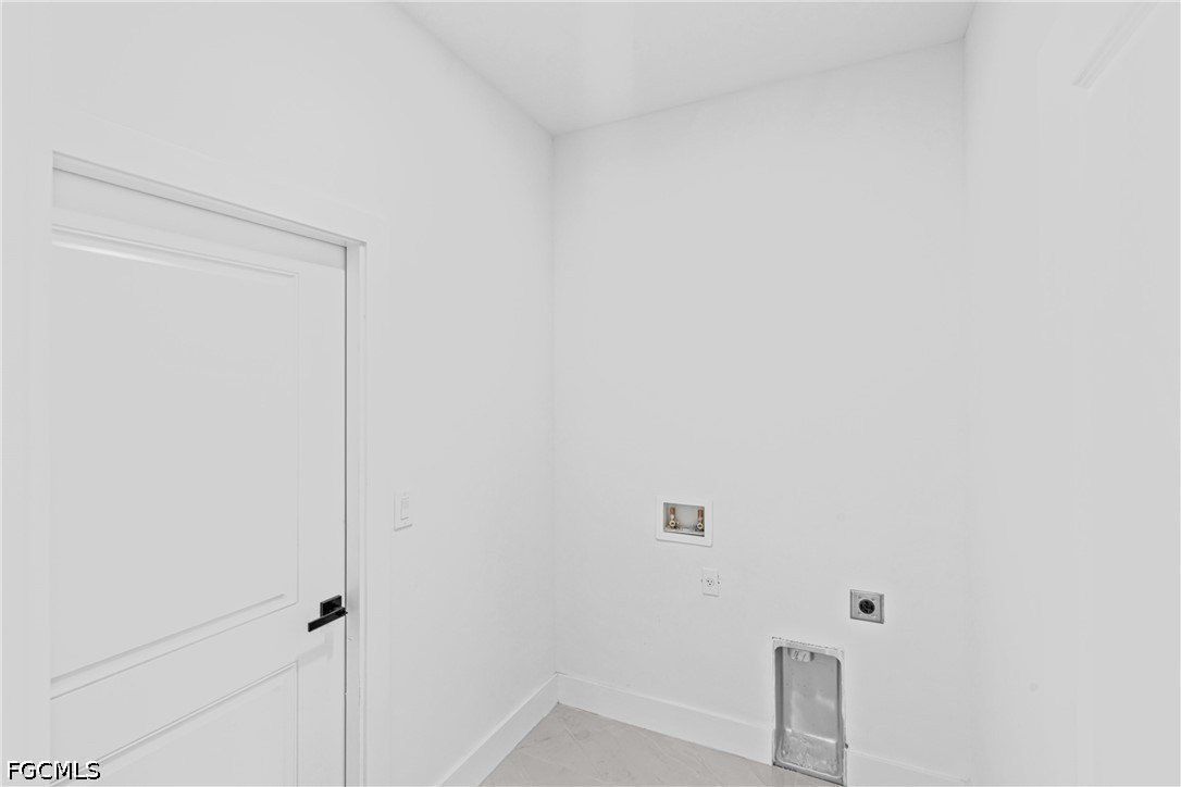 618 Raintree Street E. Lehigh Acres, FL 33974