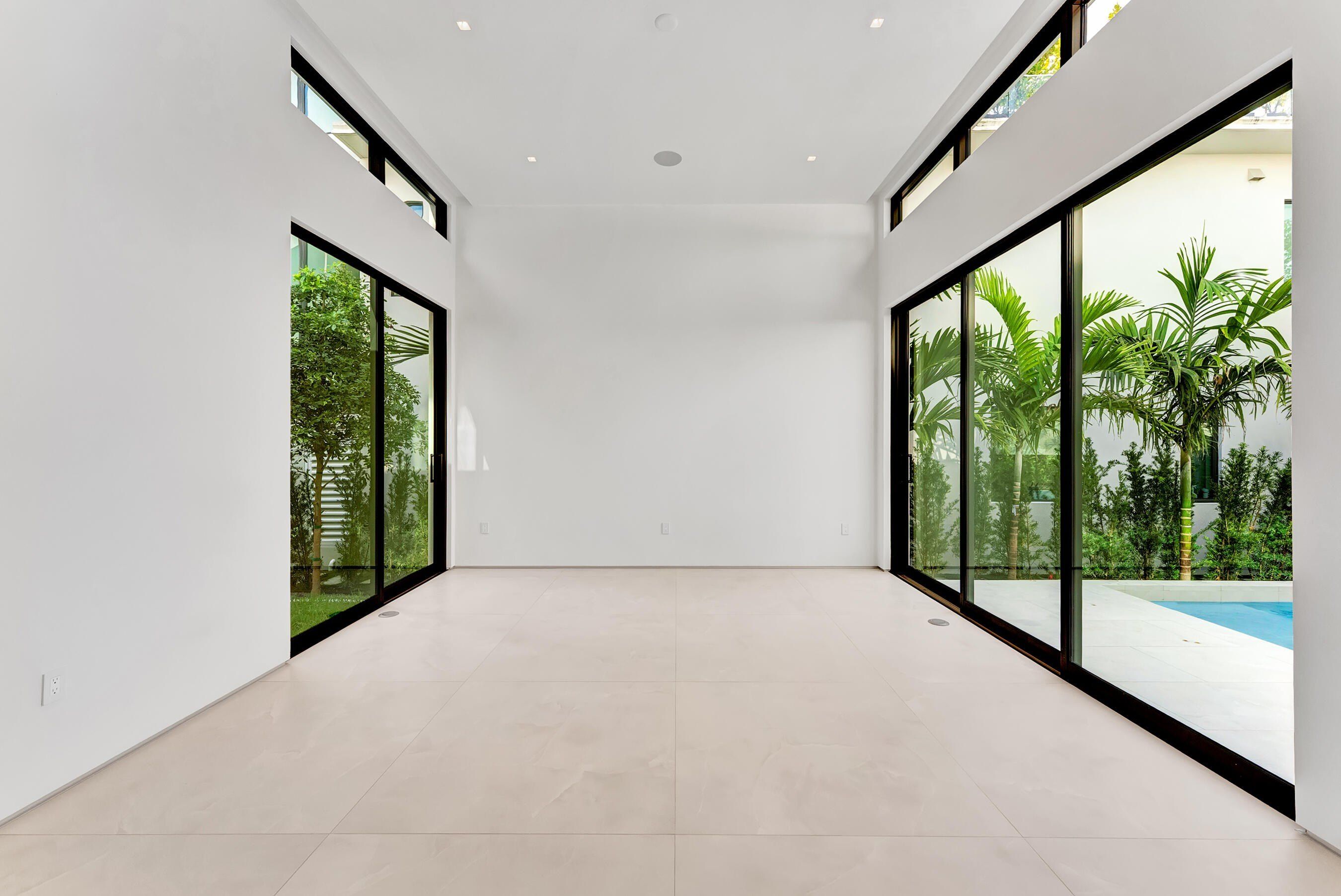 2130 S Miami Avenue. Miami, FL 33129